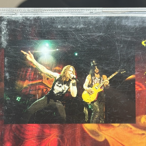 Slash Featuring Myles Kennedy Live - Picture 3 of 6